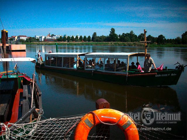 Bootsfahrten auf der Oder -